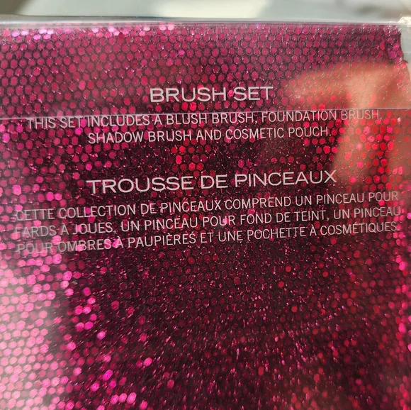 QUO limited edittion travel size brush set with the case - Picture 3 of 4